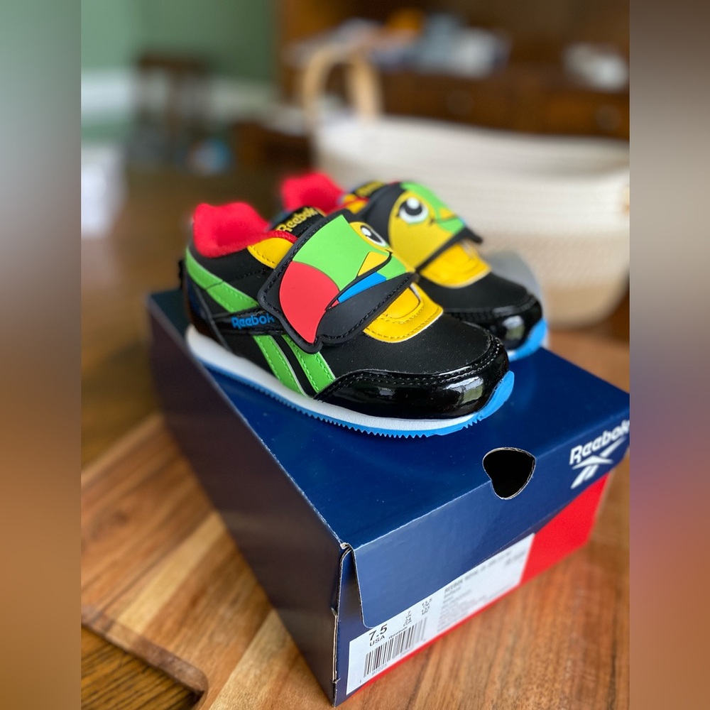Reebok Sneakers